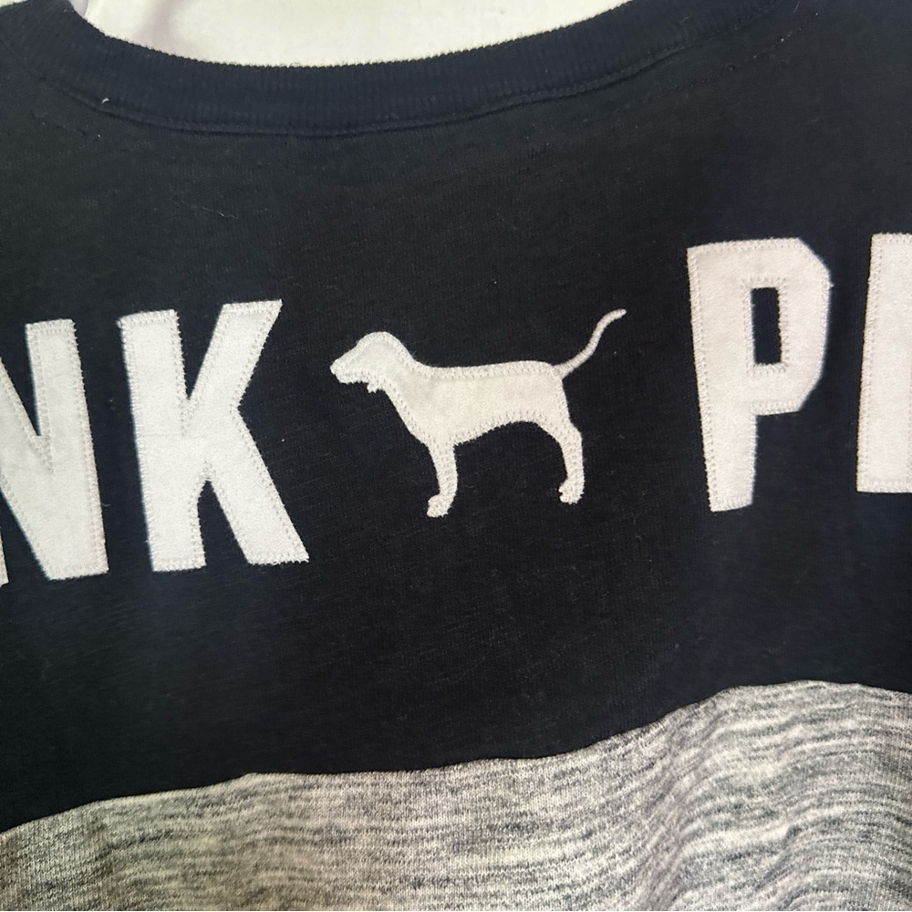 Victoria's Secret PINK Black and Gray Sweatshirt oversized XS - Picture 4 of 13
